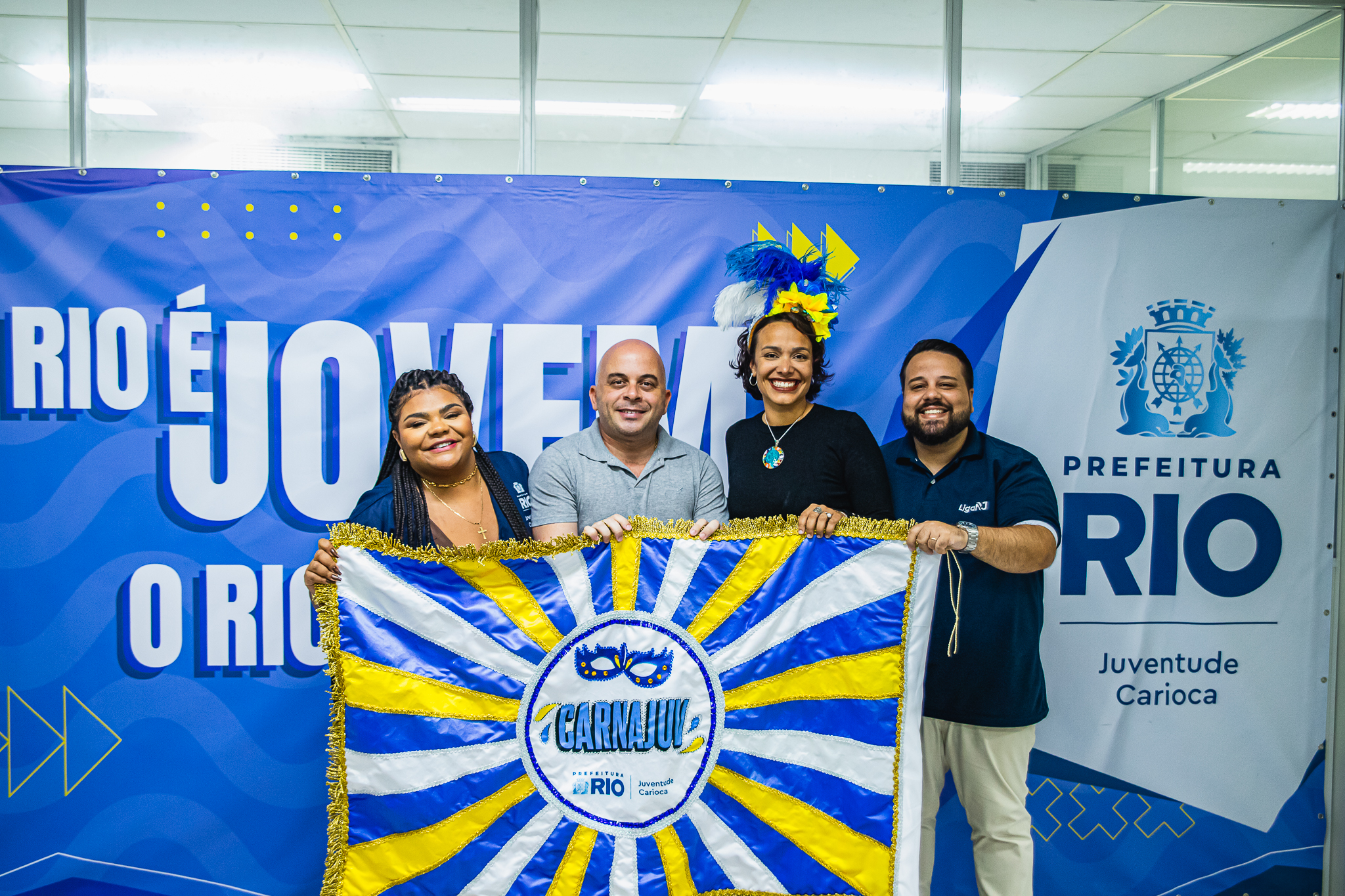 JUVRio e Liga RJ firmam parceria com curso de idiomas para oferecer 500 bolsas